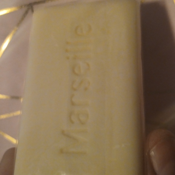 FRENCH Lavender Aloe Liquid Soap and Fresh Sea Salt Bar French Milled Set - Picture 4 of 5